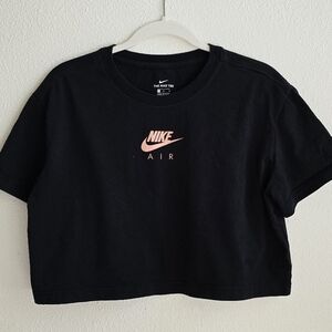 Nike Crop Top